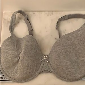 Lightly lined t shirt bra